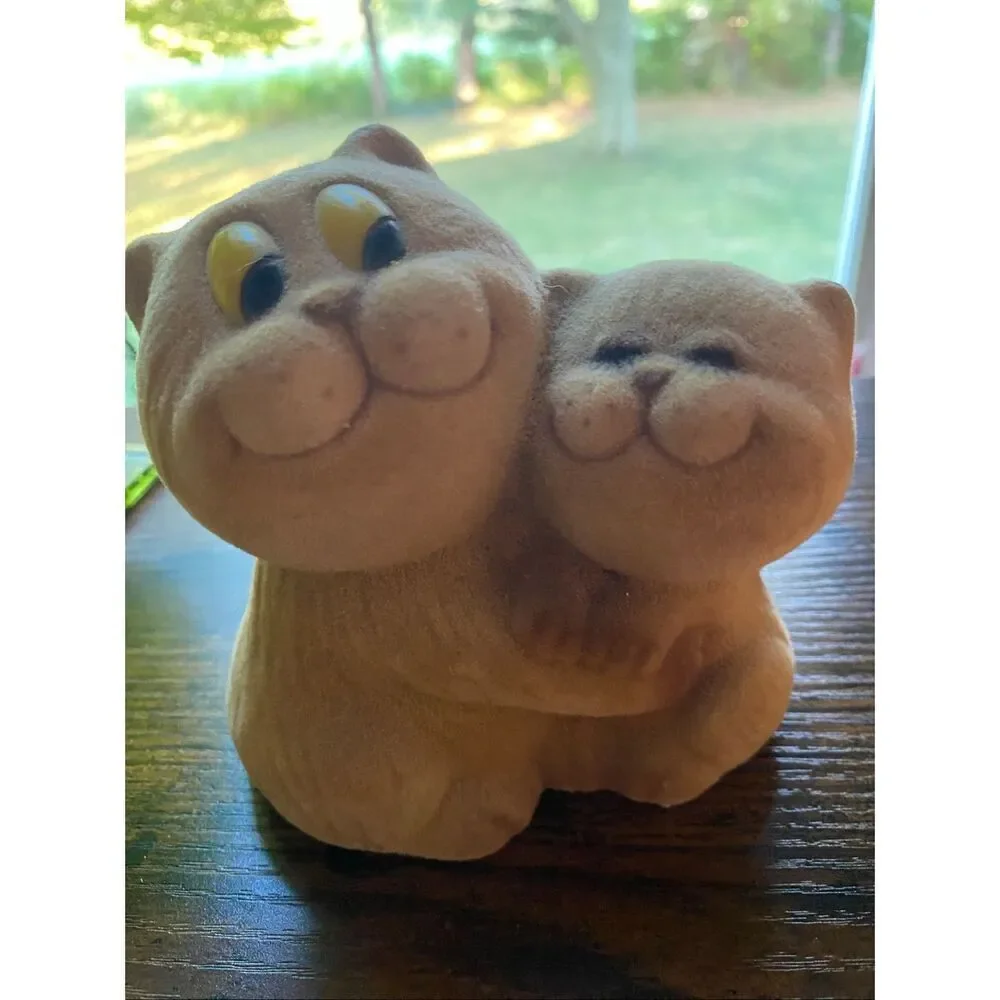 Vintage flocked cats coin bank MCM fuzzy cute vtg decor cat lady